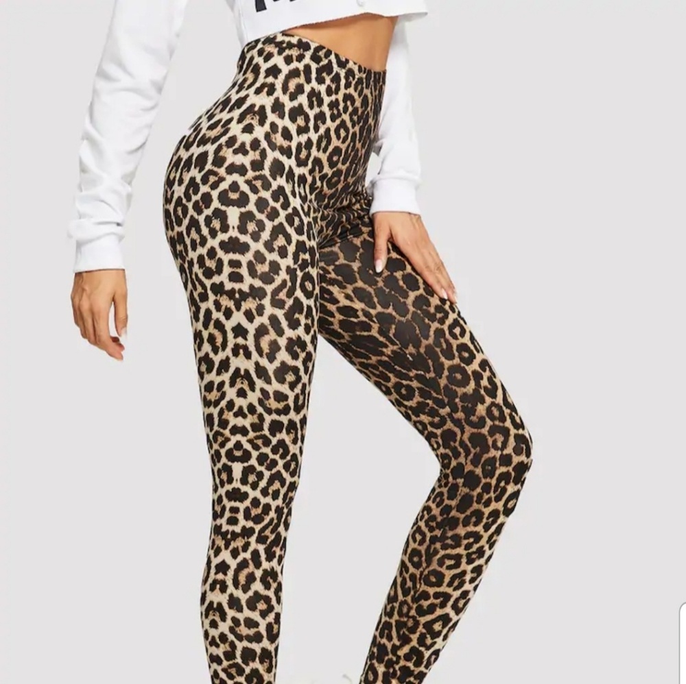 High Waist Leopard Print Leggings - Picture 2 of 5